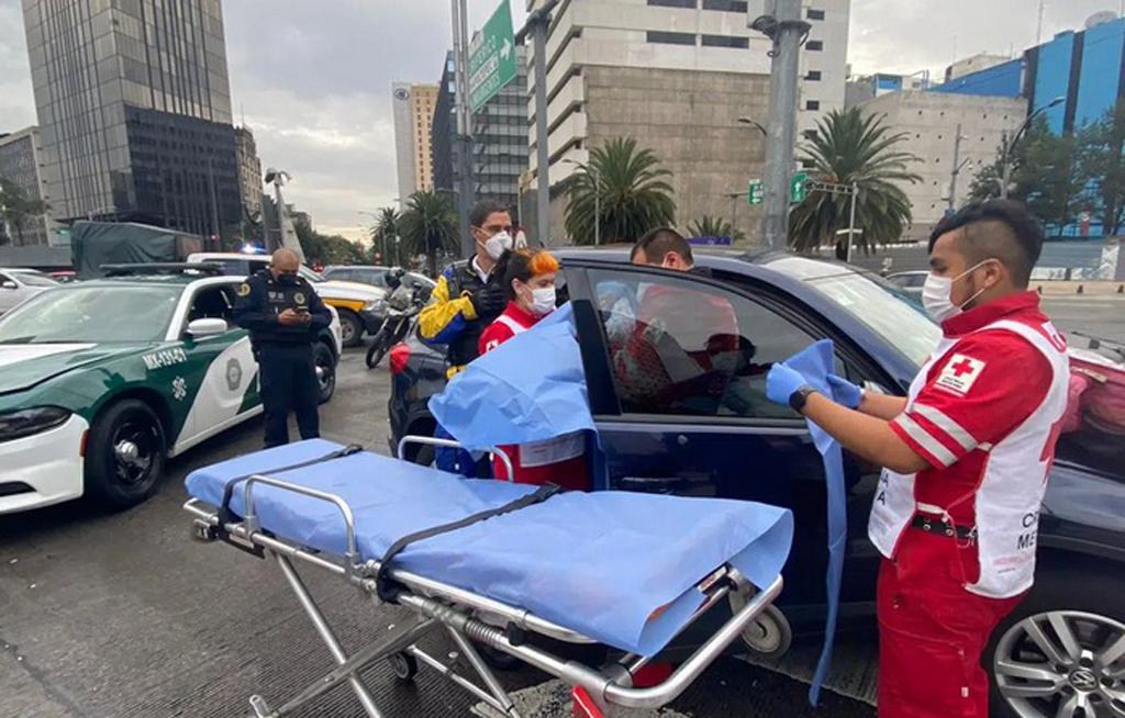 Bebé nace en auto en CDMX: partos fortuitos conmocionan a la capital