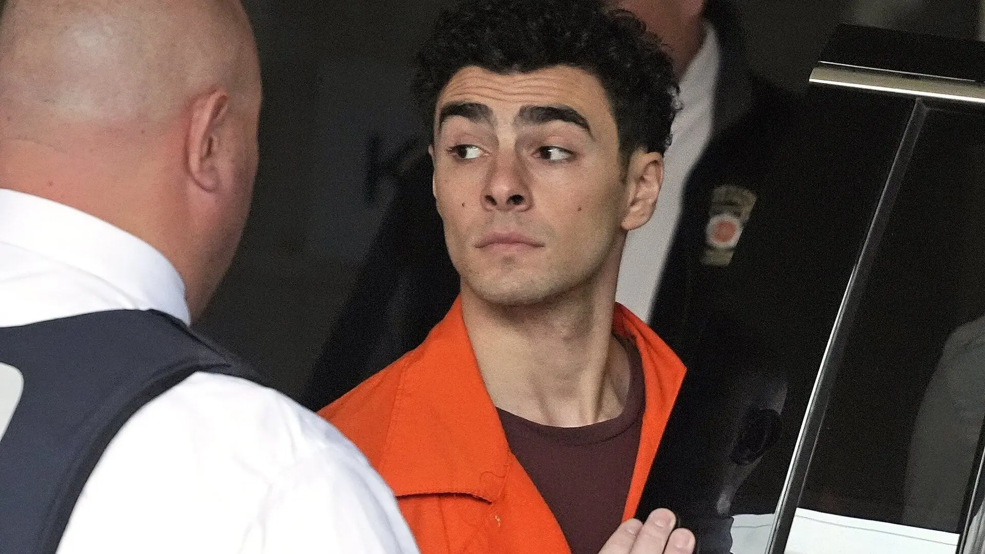 Intento de fuga fallido de Luigi Mangione y el falso agente del FBI