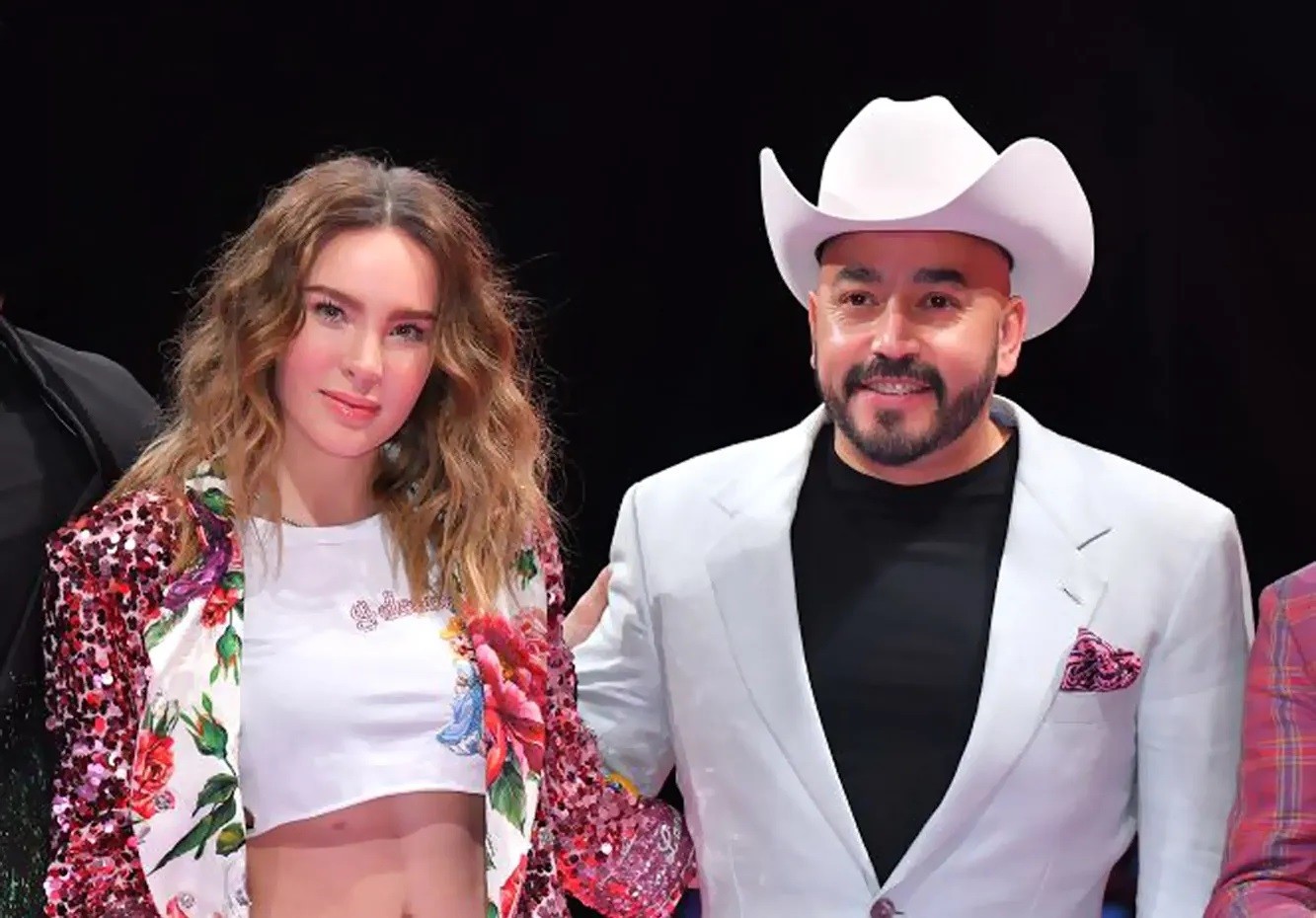 “Un caballero no divulga intimidad”: las duras críticas a Lupillo Rivera por Belinda