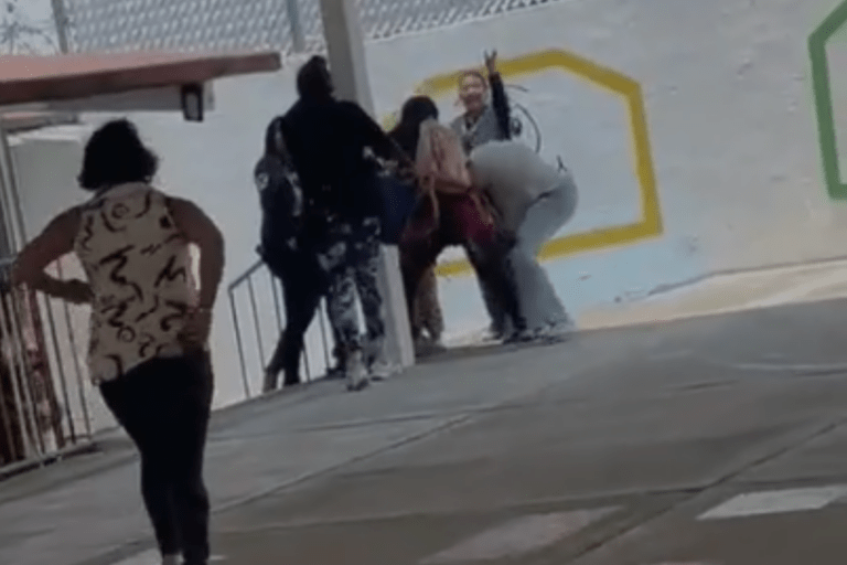Pelea al interior de kínder en Pachuca: El video viral que causa indignación