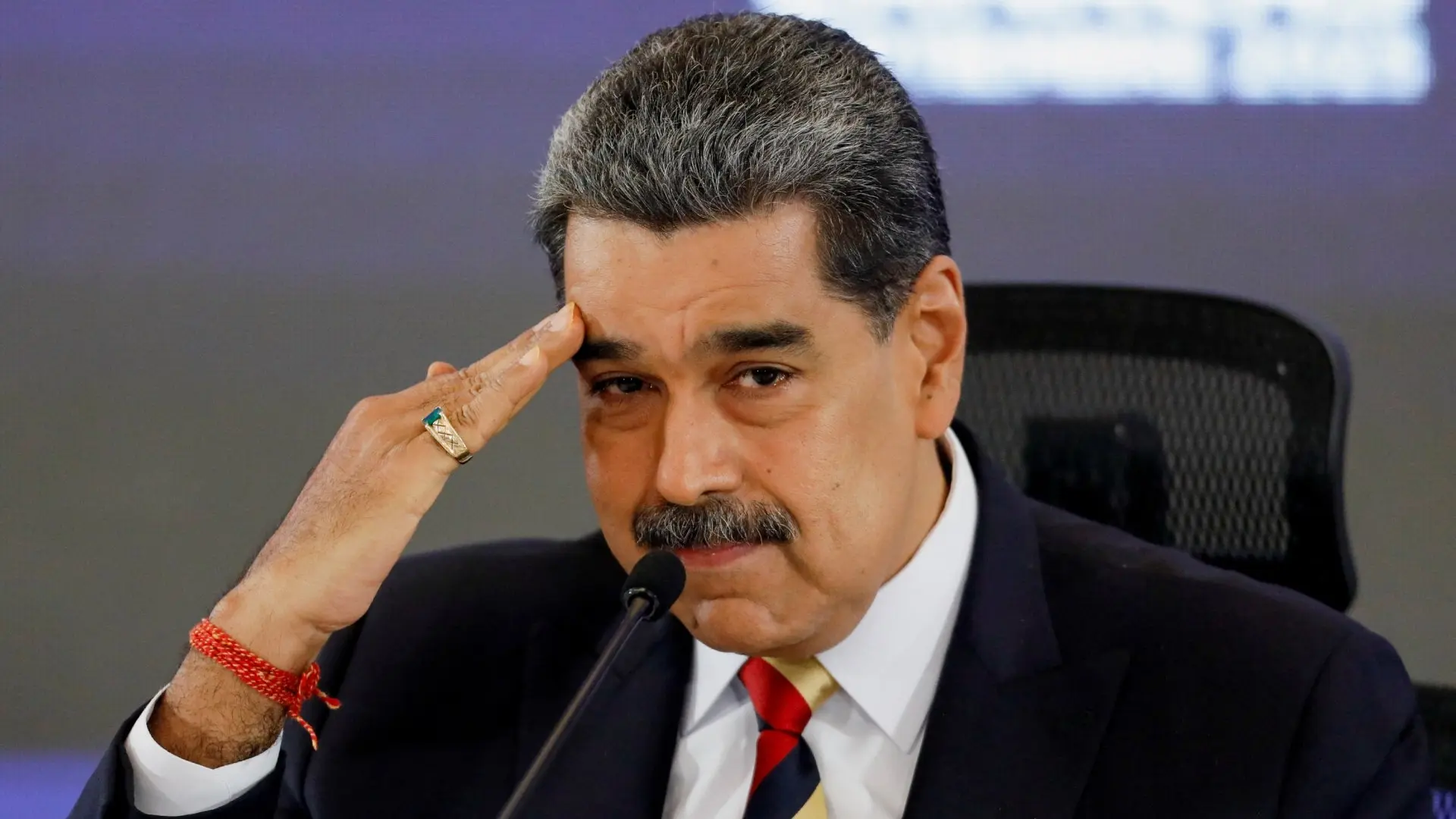 Maduro adelanta la Navidad en Venezuela entre tensiones con EE. UU.