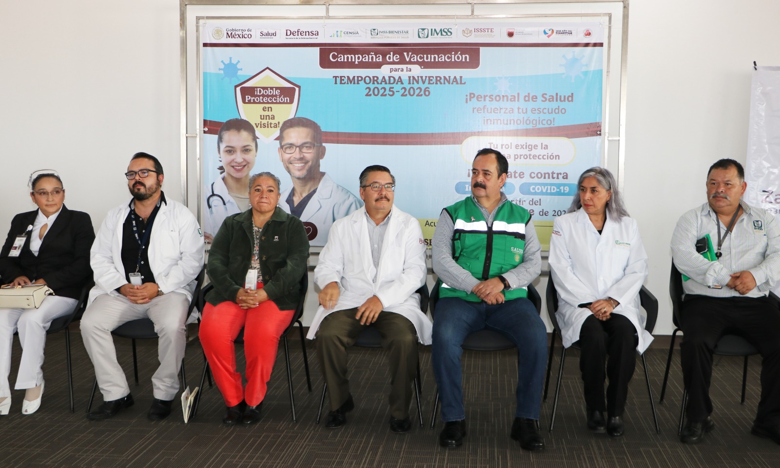 Arranca campaña invernal de vacunación contra Influenza y Covid