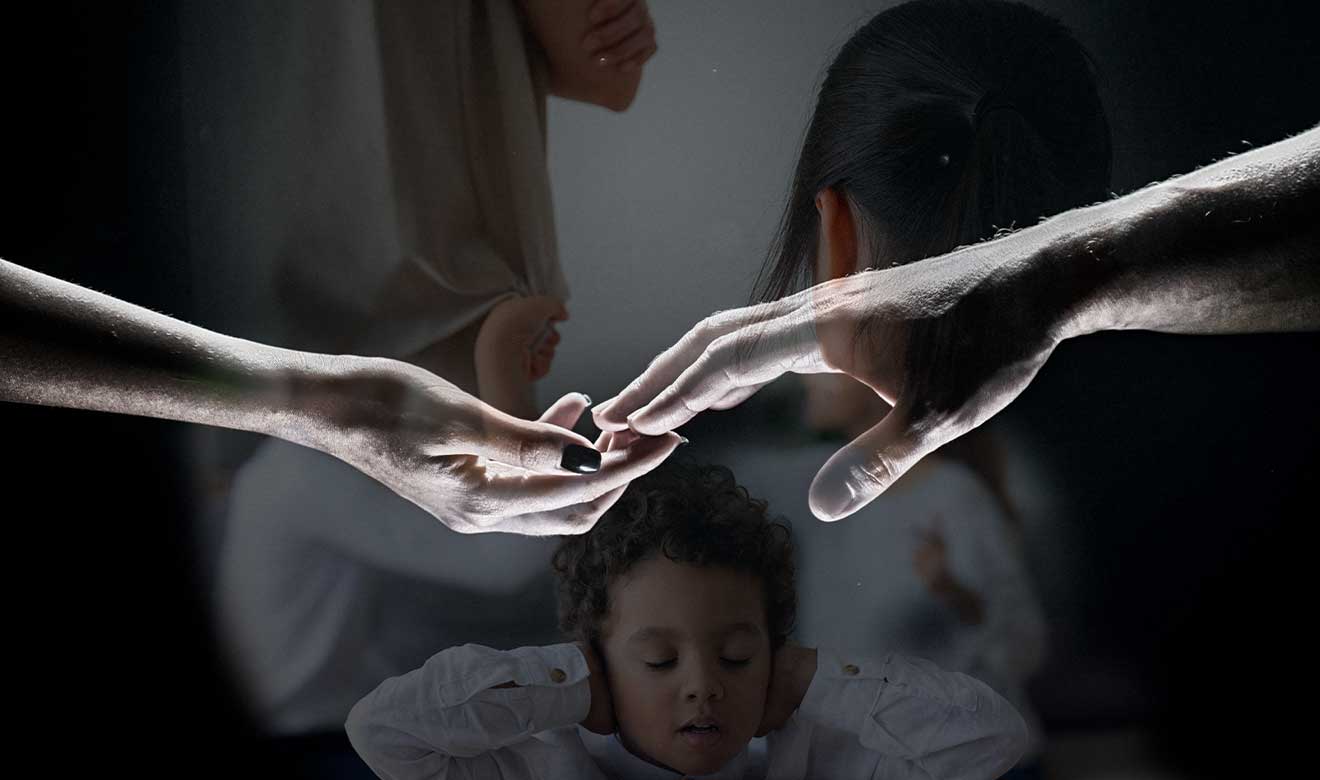 La profunda huella de la infancia en la forma de amar, según la psicología