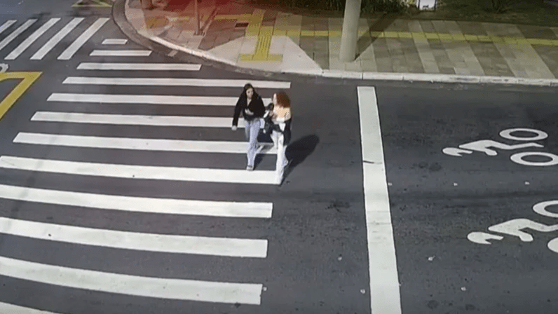 Accidente en Brasil: atropello mortal por voltear al lado equivocado