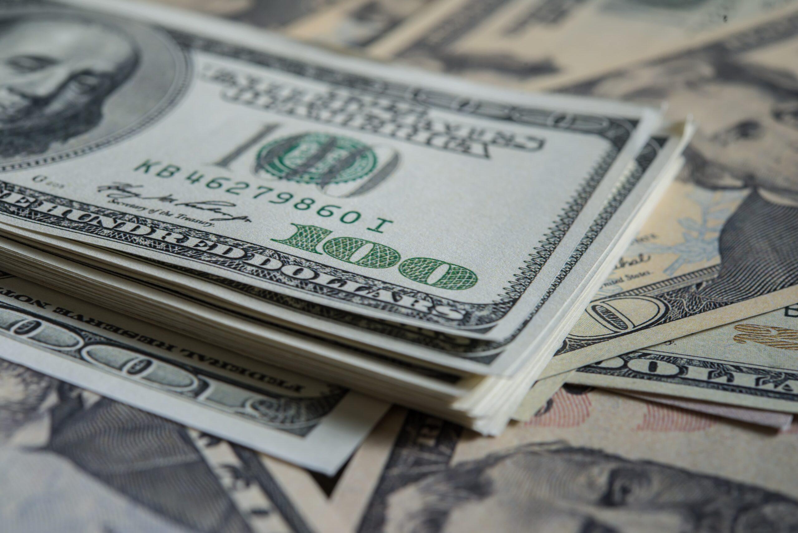 Tensión en Medio Oriente golpea al peso mexicano: Dólar a 18.97