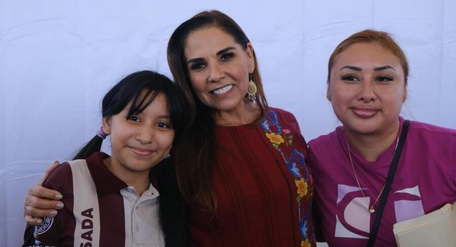 Entrega de becas Rita Cetina: datos clave del plan de Mara Lezama en Cancún