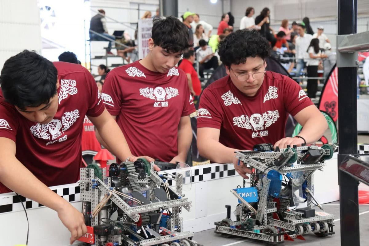 Nace un robot: estudiantes de Yucatán y Texas lideran alianza tecnológica
