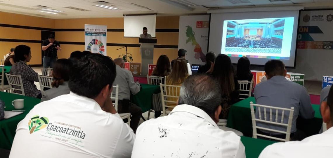 Capacitan a ayuntamientos de Yucatán para transformar recursos en bienestar