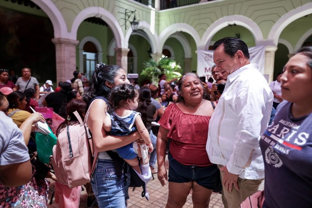 Gobierno de Yucatán atiende a casi 14 mil mujeres que luchan solas por sus hijos