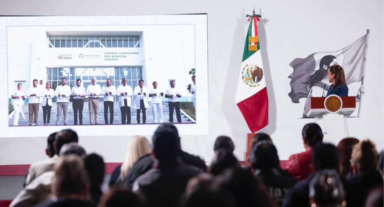Claudia Sheinbaum inaugura hospital con médicos cubanos en Michoacán