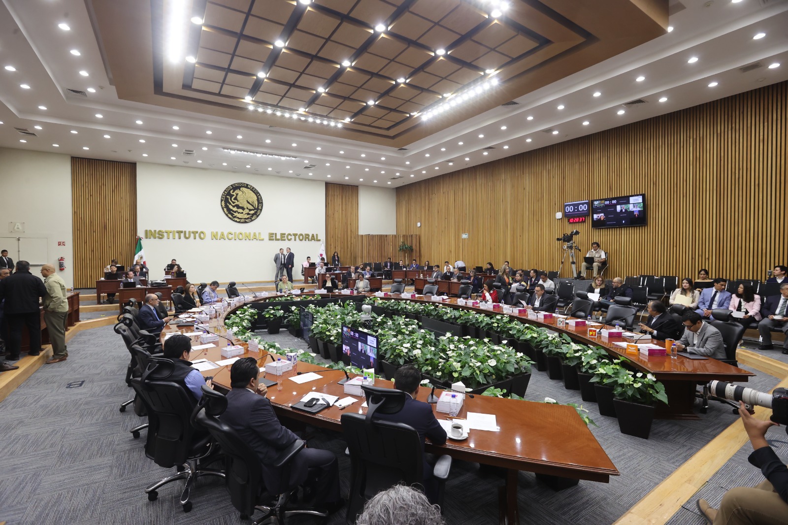 INE impone sanciones por $87.2 millones; PVEM y PRI los más multados