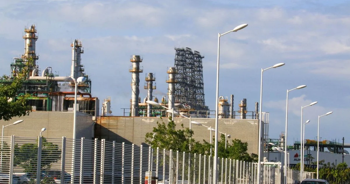 Refinería Dos Bocas producción: Sheinbaum revela cifras y el inédito rescate de CFE