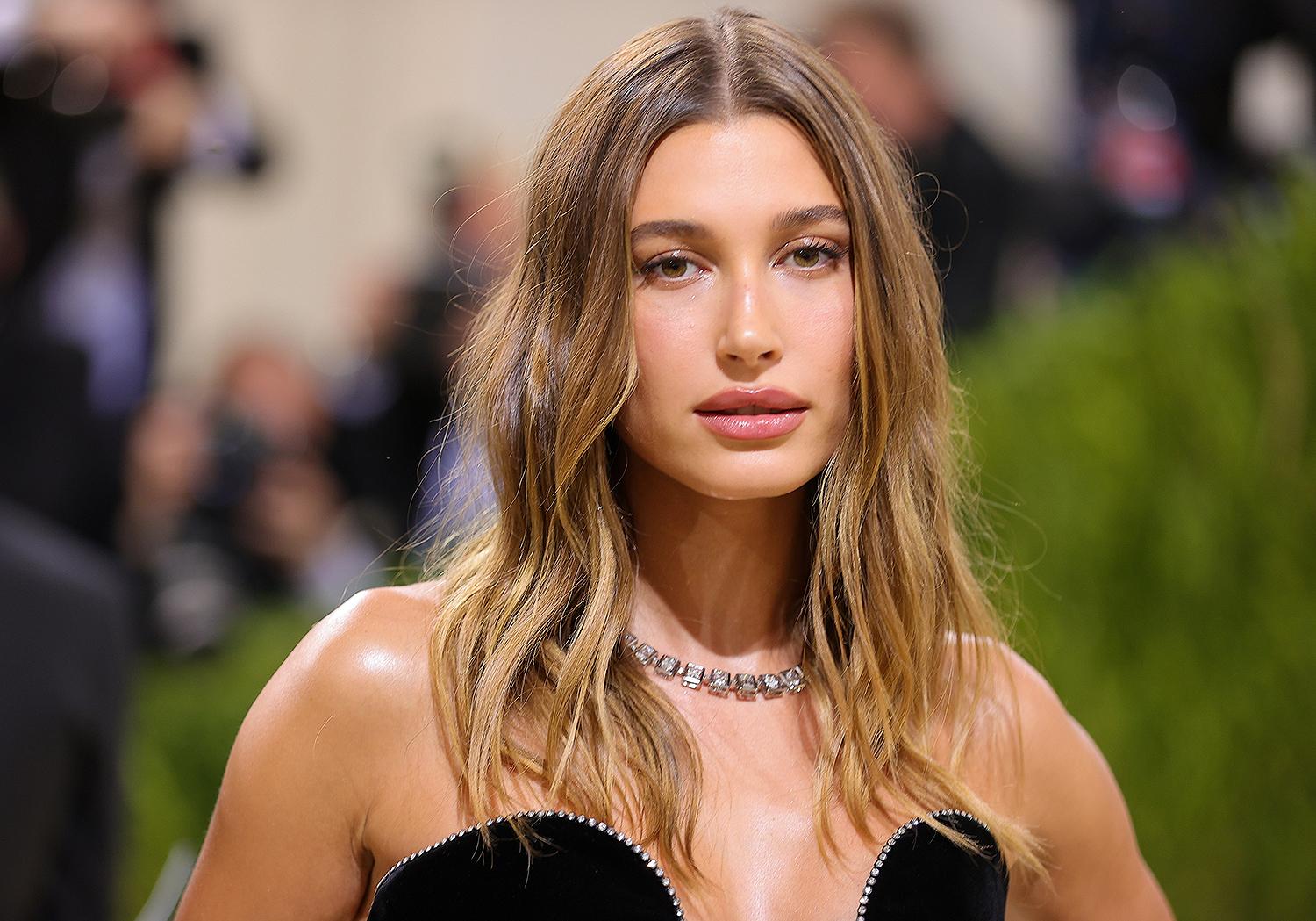 Hailey Bieber y la hemorragia que casi le cuesta la vida al dar a luz