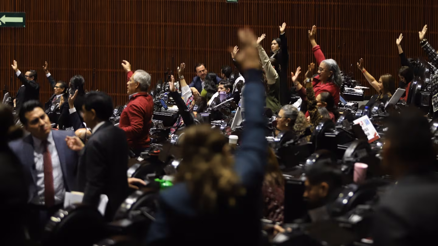 El Presupuesto de Egresos 2026 pasa al Ejecutivo tras 21 horas de debate