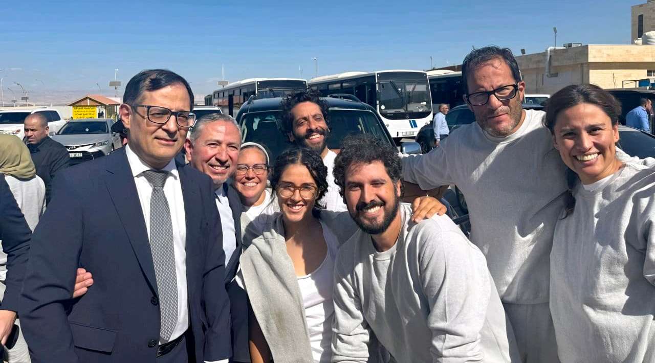 Seis mexicanos de Global Sumud Flotilla regresan a casa tras retención