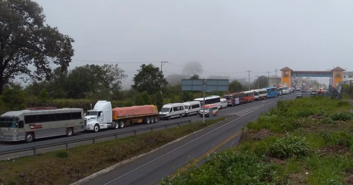 El mapa negro de México: bloqueos en carreteras clave este 18 de noviembre de 2025