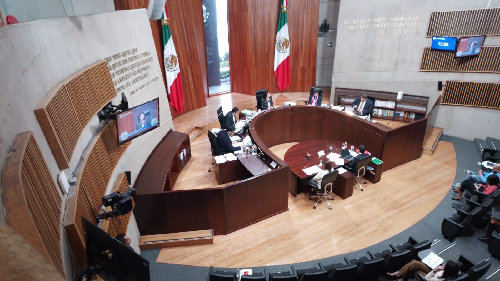 INE ajusta 13 triunfos judiciales por orden del TEPJF, reforzando la justicia