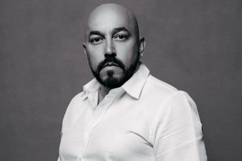 Lupillo Rivera se sincera con sus hijos y admite fallas como padre