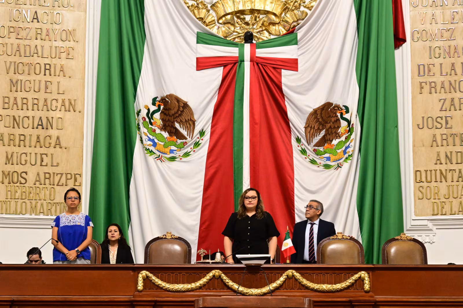 Congreso de la Cdmx rinde homenaje a víctimas de explosión en Iztapalapa
