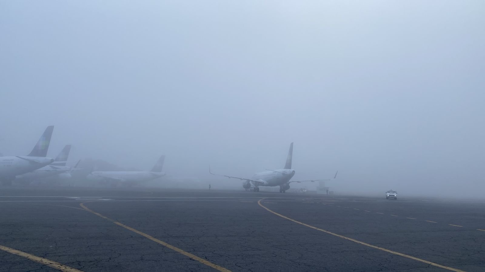 Niebla paraliza el Aeropuerto de Ciudad de México: Vuelos demorados el 30 de octubre