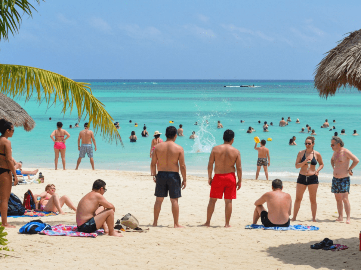 Caída de asiientos de avión afecta Caribe Mexicano en verano retador