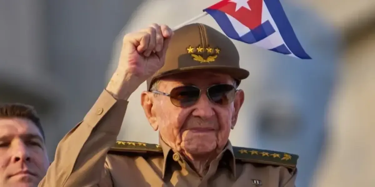 Claudia Sheinbaum califica de acto político la acusación contra Raúl Castro