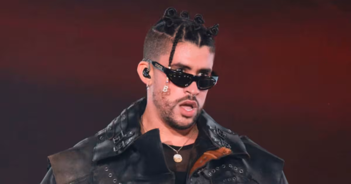 Bad Bunny demandado por 16 millones de dólares por el uso de una frase de voz
