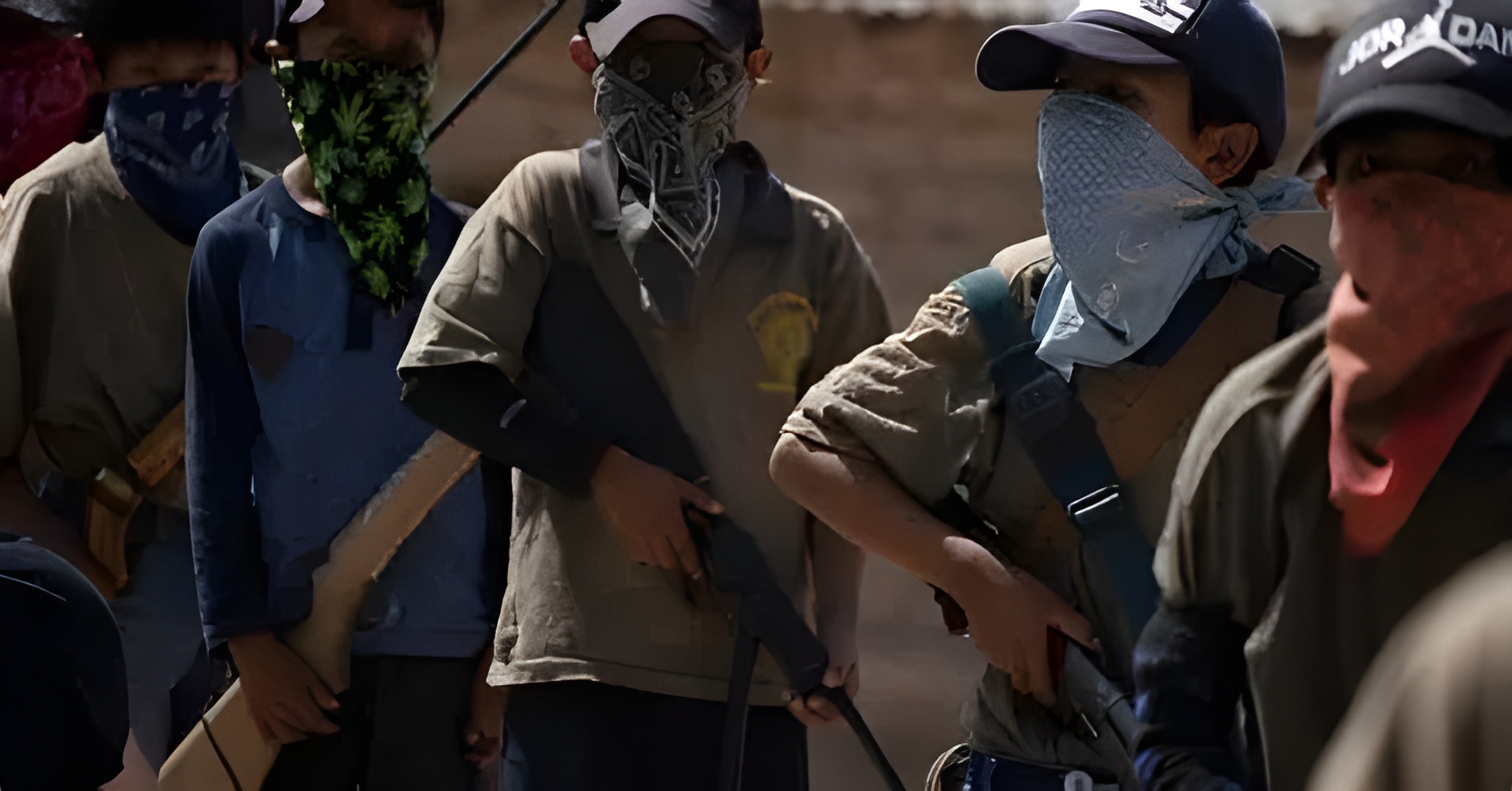Investigan hallazgo de jóvenes y red de reclutamiento criminal