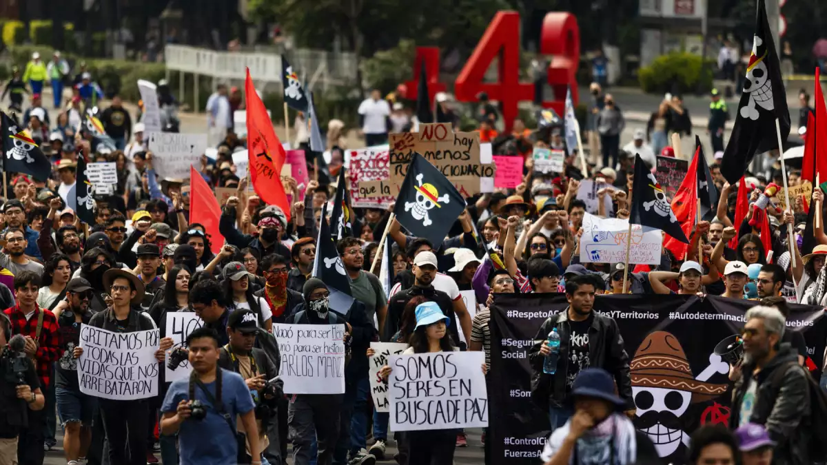 La segunda marcha de la Generación Z, un desafío al desfile militar en la Ciudad de México