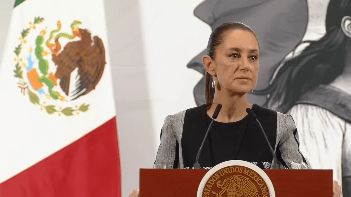 Claudia Sheinbaum defiende su sistema de salud y destapa contratos millonarios con televisoras