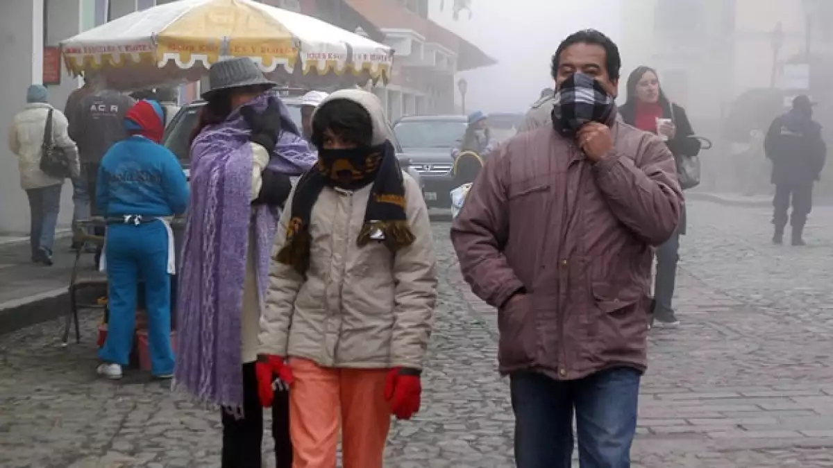 Frente frío 30 y masa de aire ártico: Alerta gélida y suspensión de clases en México