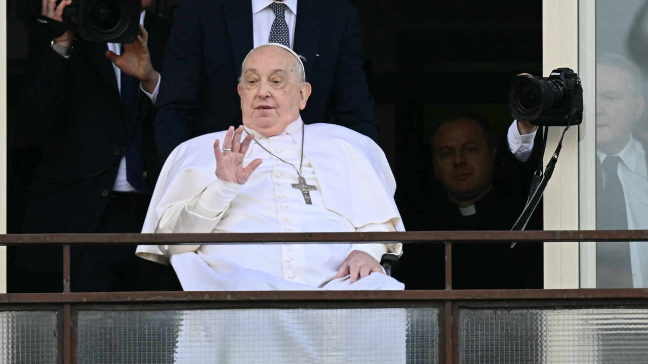 Papa Francisco: ¿puede seguir gobernando la Iglesia tras su hospitalización?