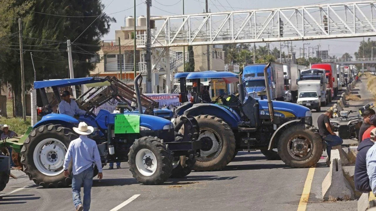 Crisis de movilidad: los bloqueos carreteros que paralizan México en 2025