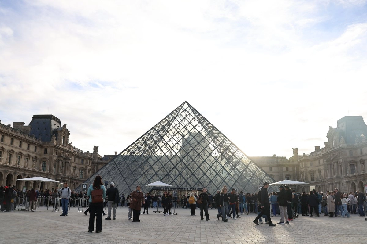 El robo del Louvre: Confesiones parciales y el destino incierto de las joyas