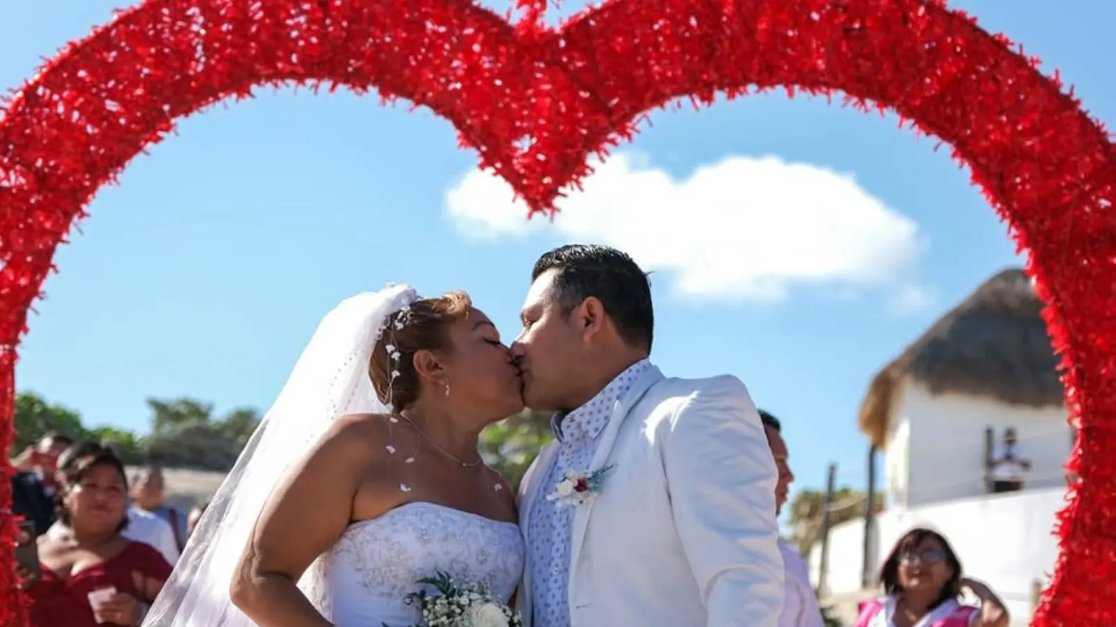 Quintana Roo lidera la tasa nacional de nupcialidad en México