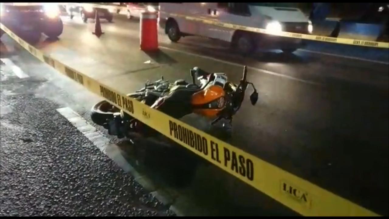 Impacto fatal en Periférico Sur: motociclista muere tras choque por exceso de velocidad