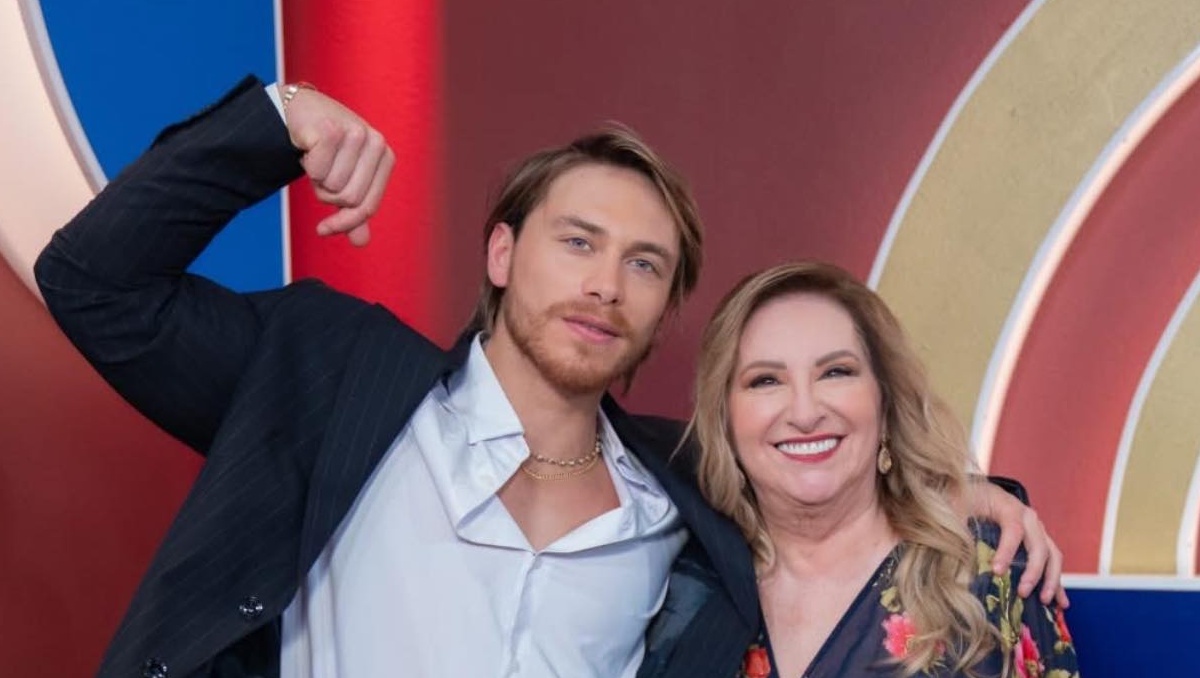 Abuelita de Aldo de Nigris golpea a fan con playera en Monterrey