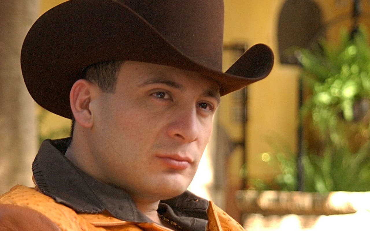Sale video inédito de dibujos de Valentín Elizalde antes de su asesinato