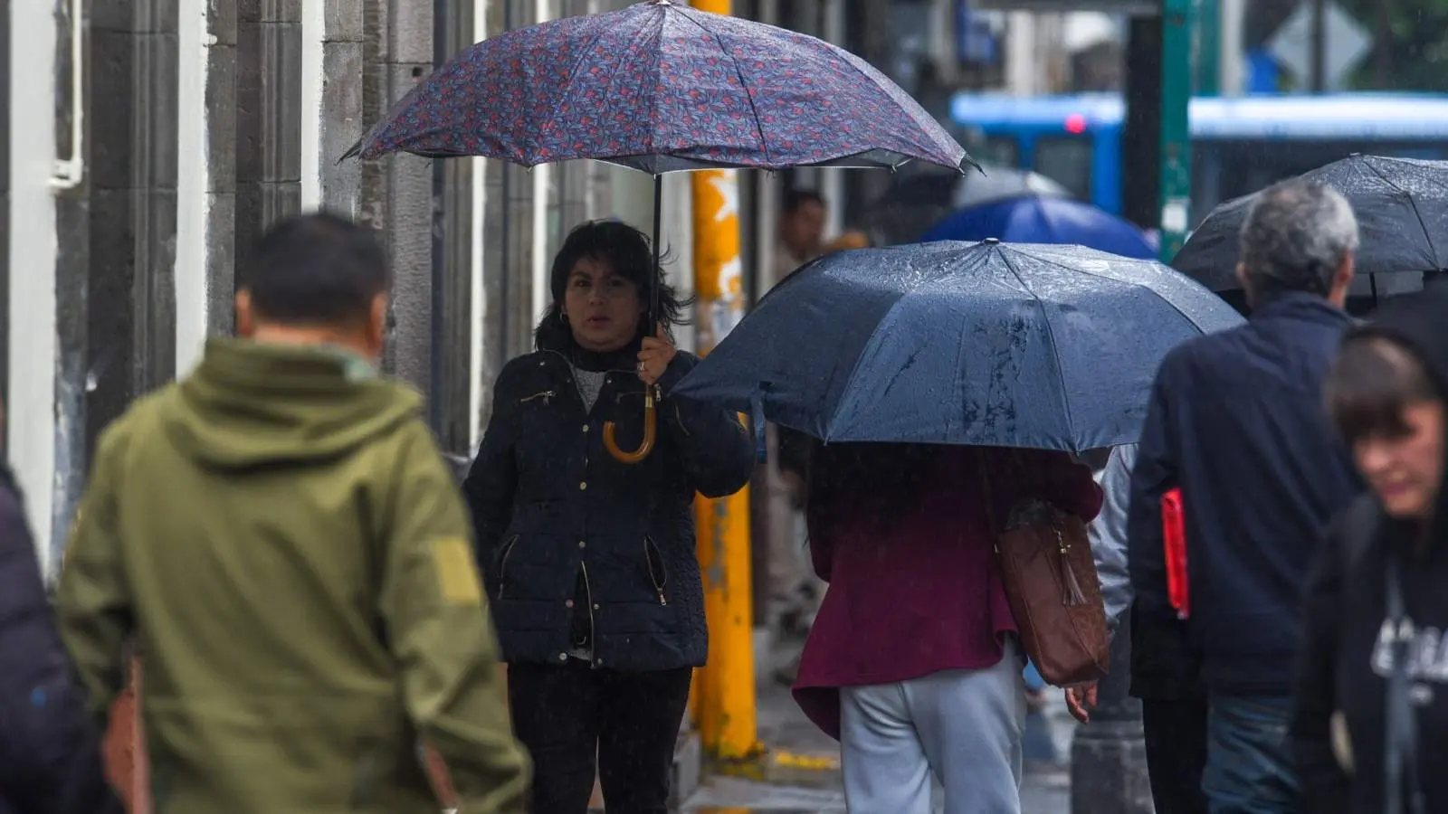 Clima CdMx y Edomex: Frío, lluvias fuertes y vientos hoy, 22 de octubre