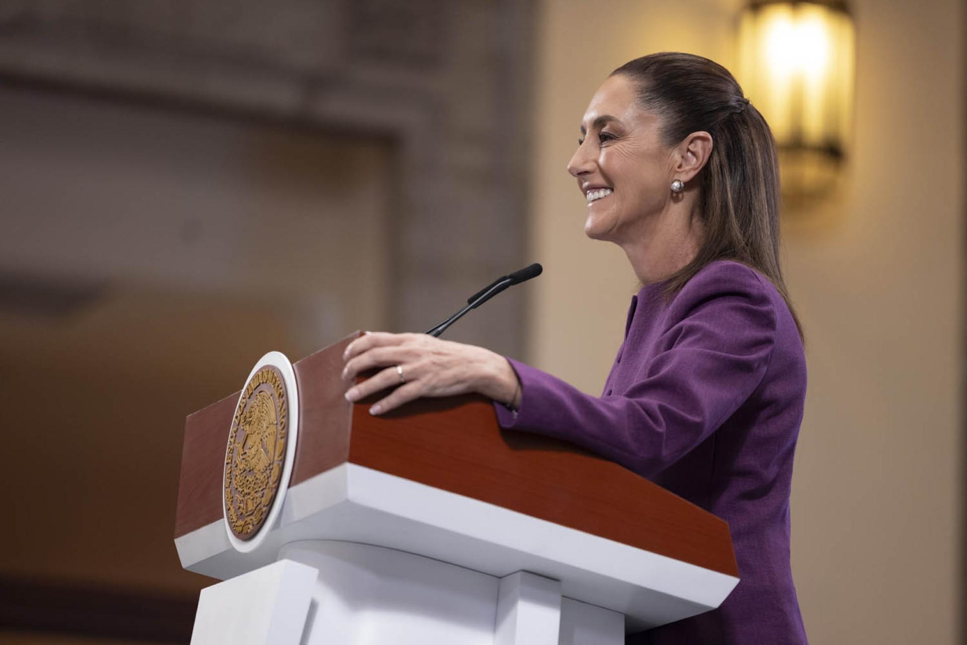 Devolución de impuestos SAT: Sheinbaum garantiza devoluciones a tiempo