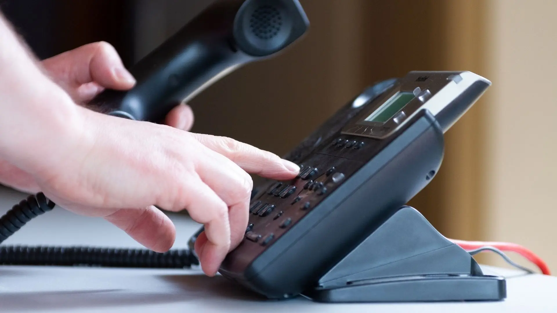 Alerta por fraude telefónico del SAT: protege tus cuentas bancarias
