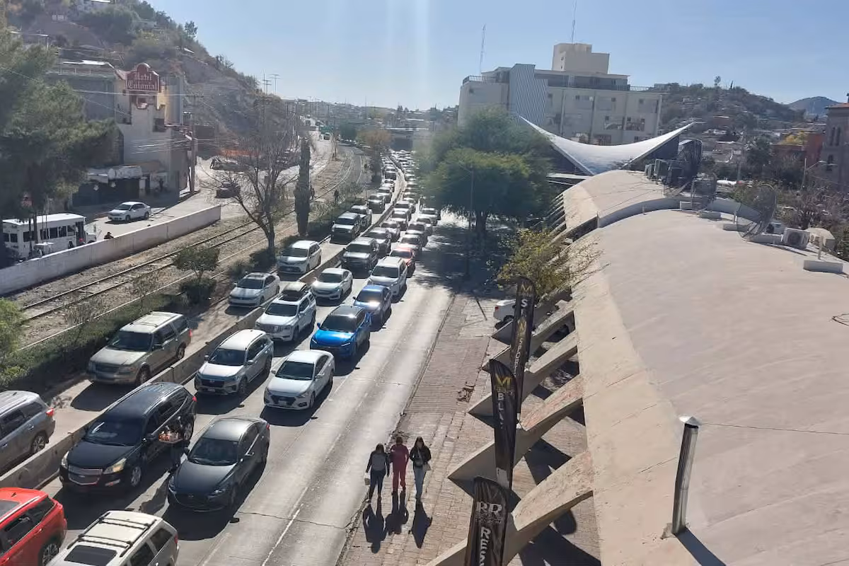 El caos fronterizo en Nogales: esperas de 100 minutos en garitas previo a navidad
