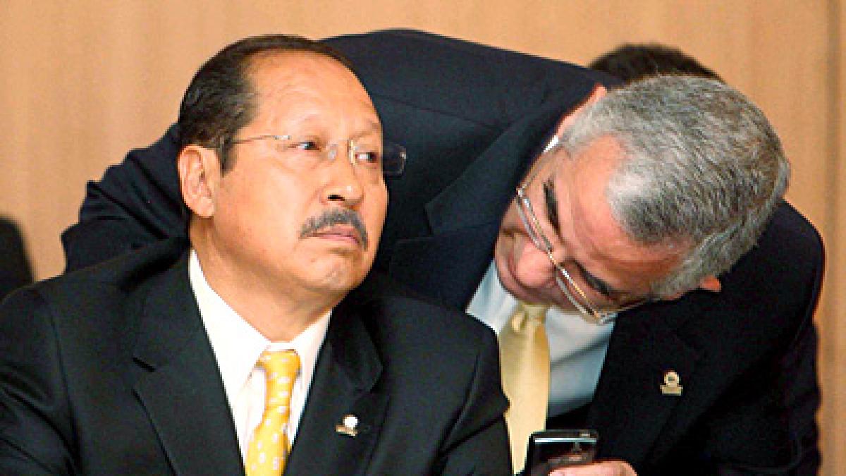 Leonel Godoy descalifica al PRI tras ser señalado por el asesinato en Michoacán