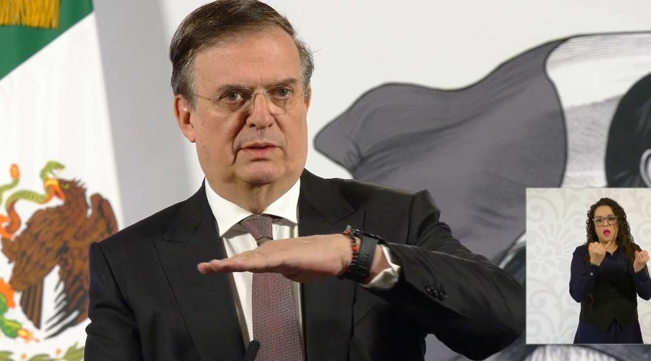 México responde a aranceles de EE.UU. con consultas a empresarios