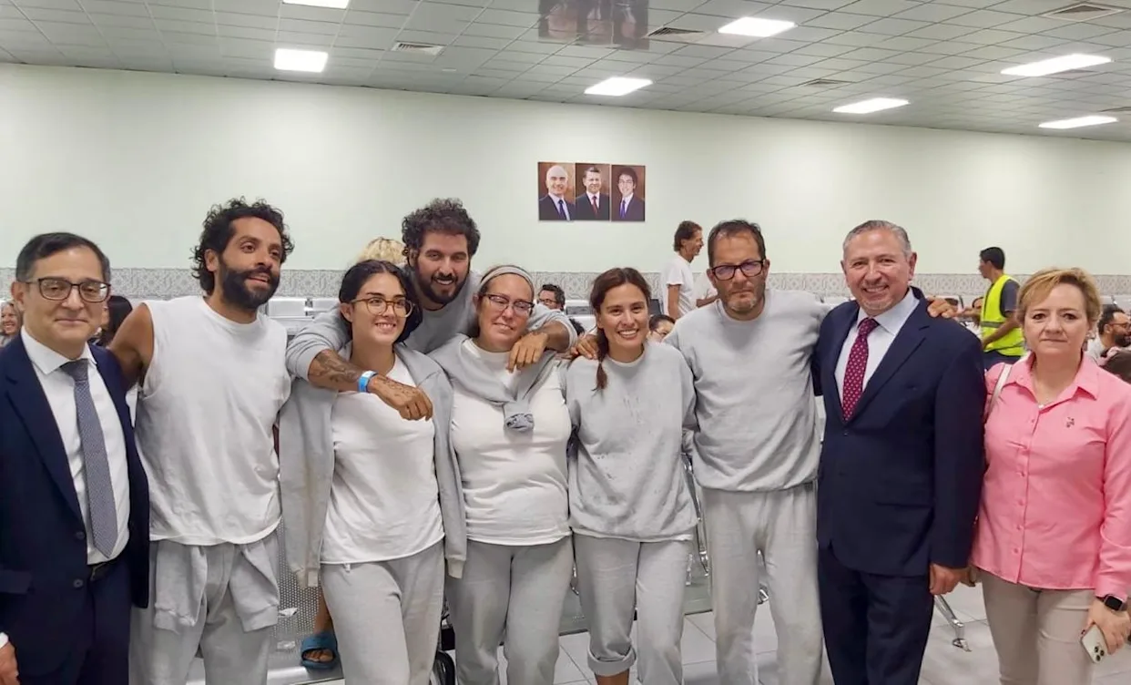 Mexicanos secuestrados en Israel regresan a casa tras repatriación