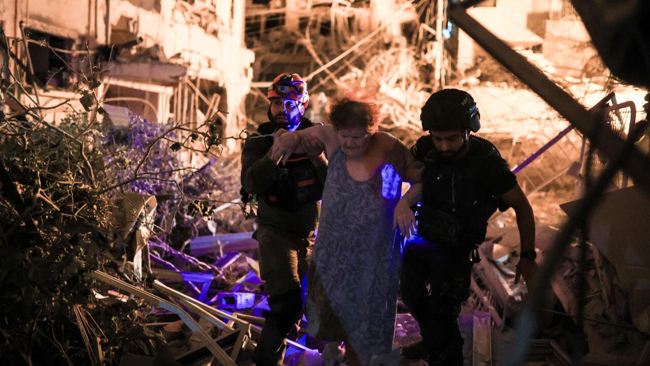 Ataques Israel Irán: Noche de bombardeos y víctimas en el conflicto