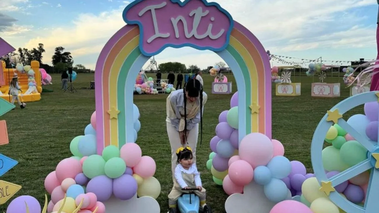El cumpleaños de Inti: una fiesta temática de ranitas y la incógnita de Nodal