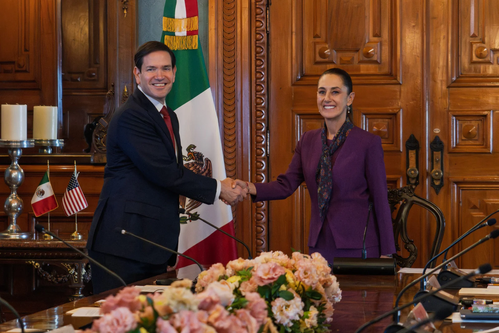 La relación México-EE.UU. avanza en seguridad y comercio con respeto mutuo