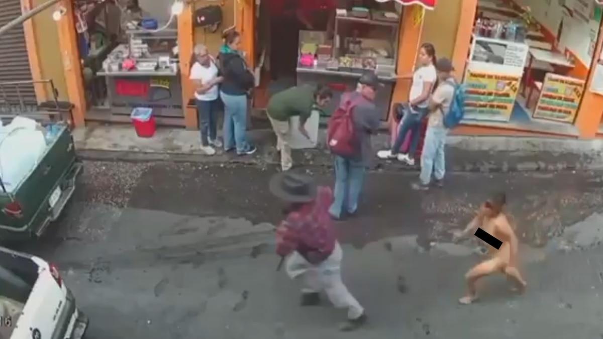 Mujer corre desnuda tras ladrón en Cuernavaca: video viral expone inseguridad