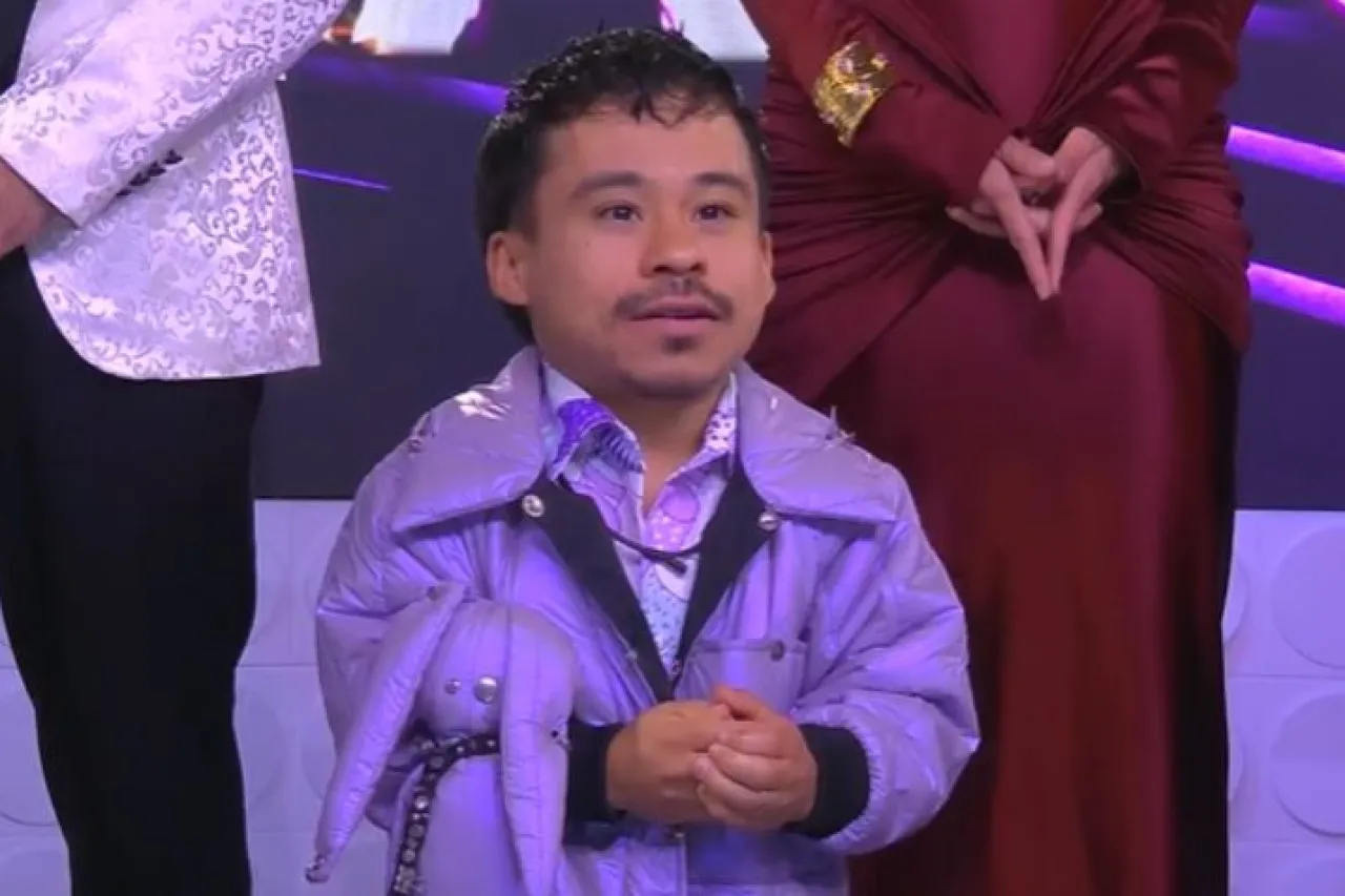 Cielo Anais reta a Abelito para un combate en Supernova Strikers 2026